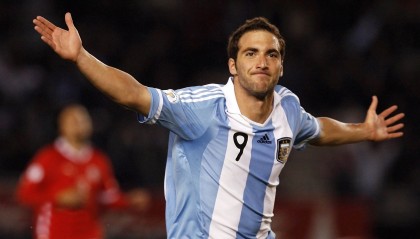 开云体育平台-风云突变！国际比赛日魔幻现实，掘金转会疑云、哈登塞尔维亚爆火、快船备战西甲